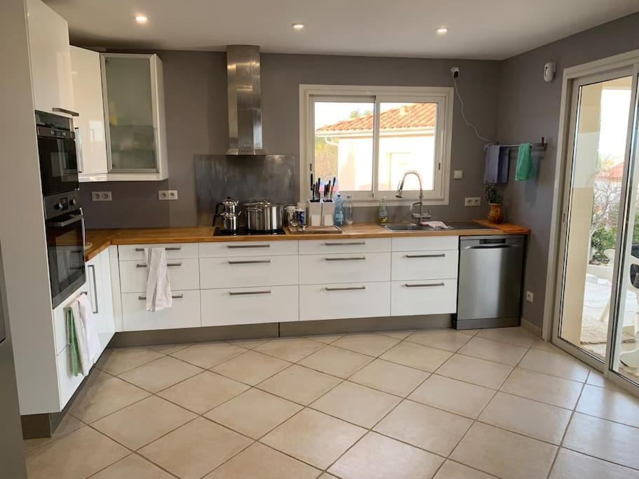 Villa Vue Sur Etang 8 Personnes Spacieuse Et Calme Narbonne Exteriör bild